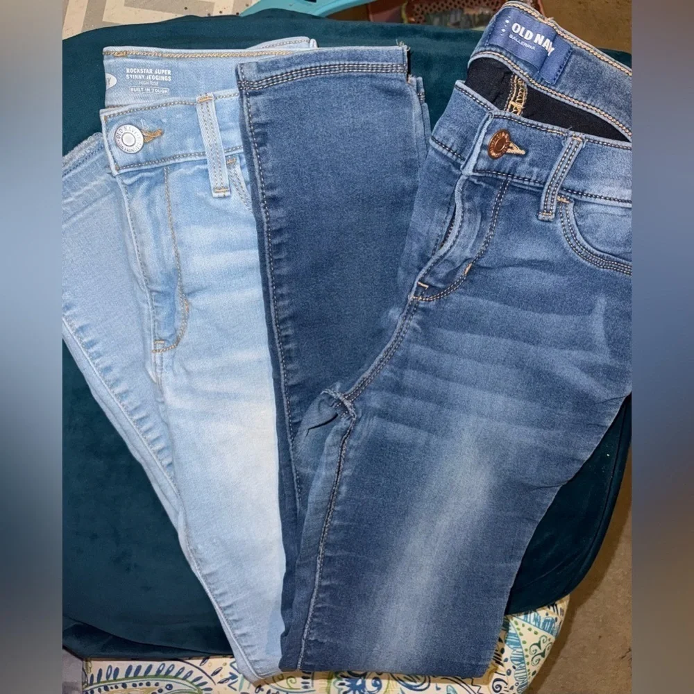 Old Navy Kids Jeans Bundle!- Light and Dark wash, leggings